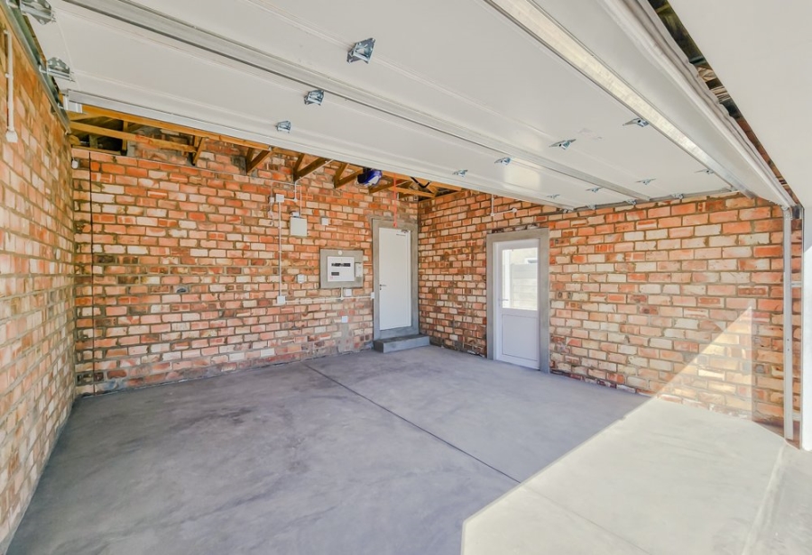 To Let 3 Bedroom Property for Rent in Pinehurst Western Cape